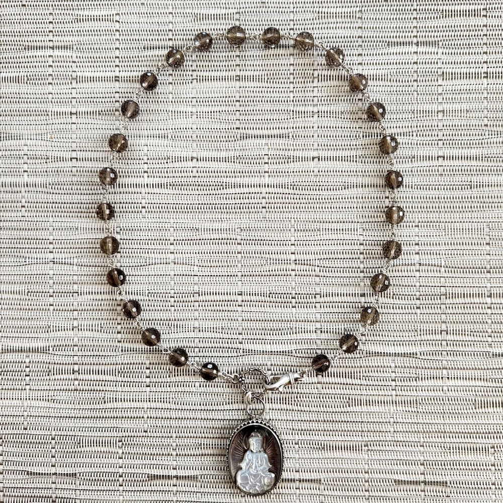 SMOKY QUARTZ NECKLACE,  WITH MOTHER OF PEARL PENDANT.